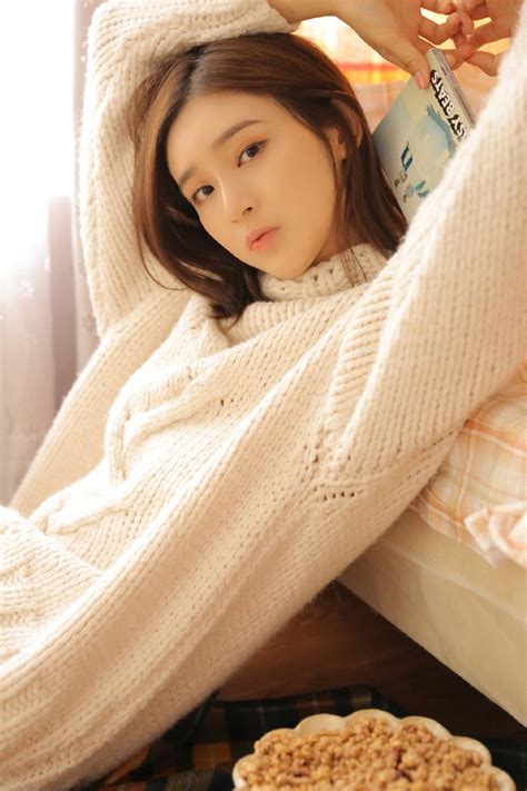 全国田径锦标赛：吴艳妮女子100米栏折桂 陈圆将男子110米栏达标世锦赛